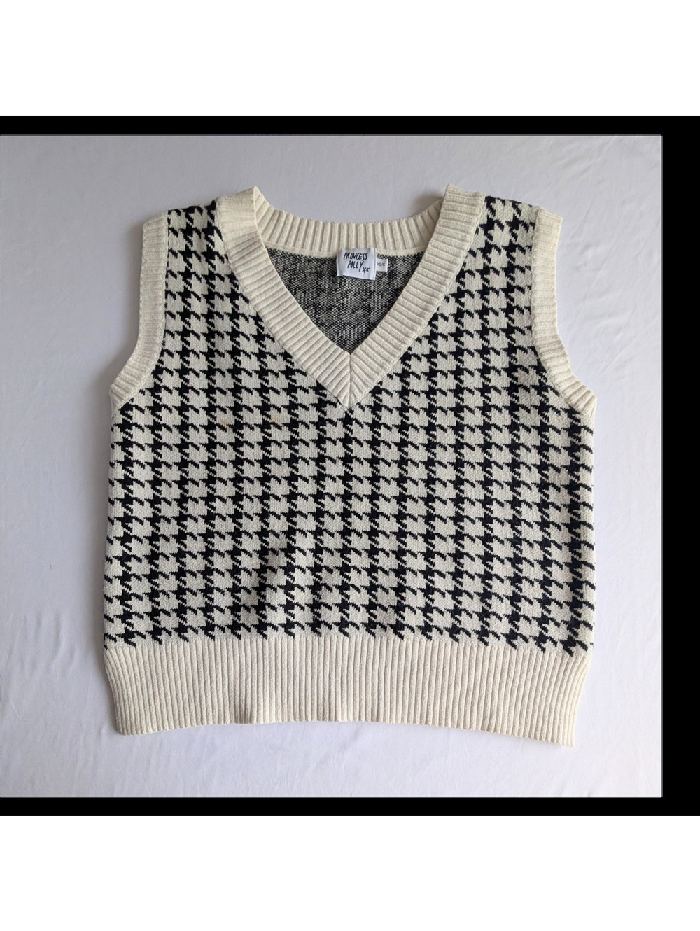 Princess Polly Houndstooth Knit Sweater Vest Black White XS S Size